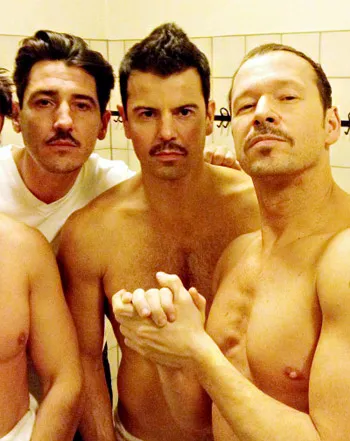 1342809779_donnie wahlberg new kids on the block 441