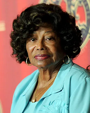 1343046642_katherine jackson 441