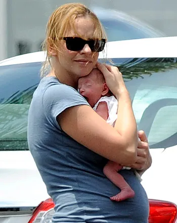 1343059071_kayte walsh kelsey grammer 441