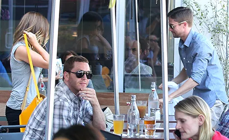 1343593639_sophia bush topher grace_1