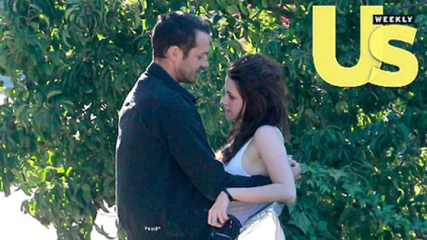 Kristen Stewart Cheats on Robert Pattinson with Rupert Sanders