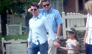 1343764941_tom cruise suri 178