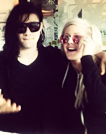 1343933920_ellie goulding skrillex 441