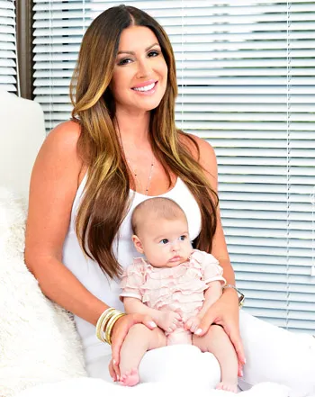 1344018675_rachel uchitel 441