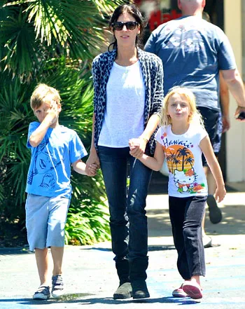 1344371435_liberty ross kids 441