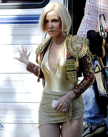 1344966865_mary louise parker 441