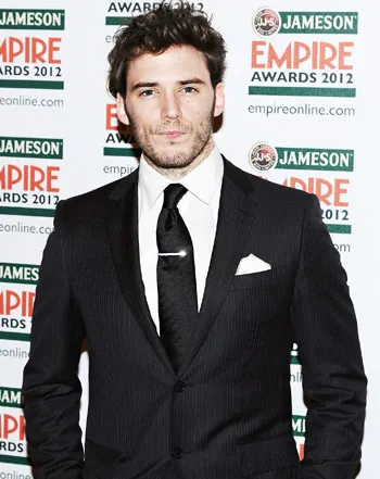 1345652713_sam claflin 441
