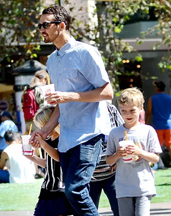 1346071680_rupert sanders 441