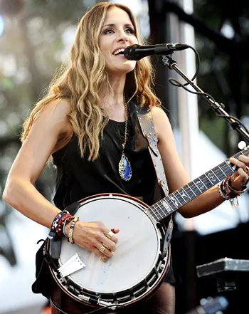 1346789152_emily robison 441