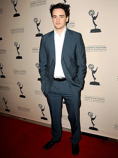 1347049875_vincent piazza article