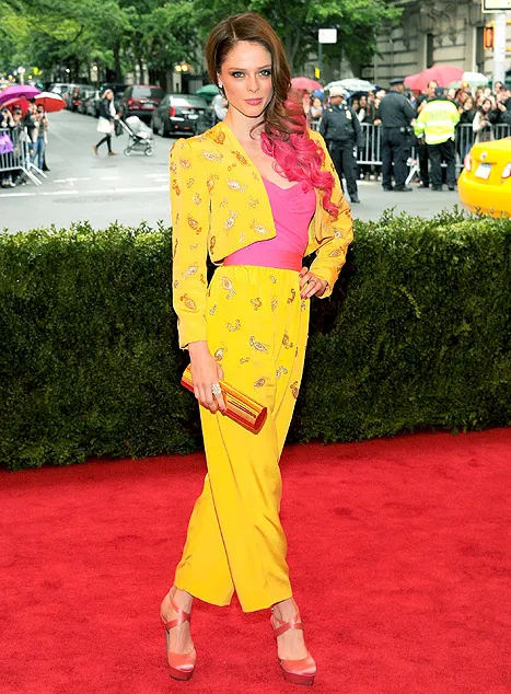 1347308392_coco rocha article