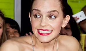 1347404327_emmawatson 1 300