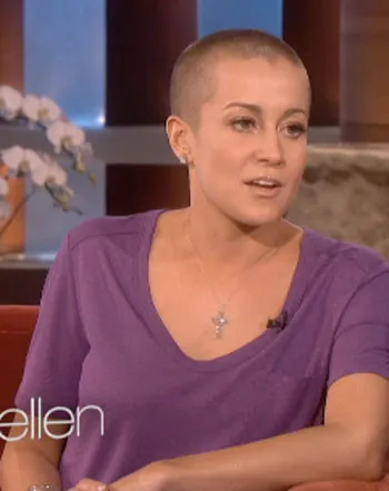 1347748475_kellie pickler v