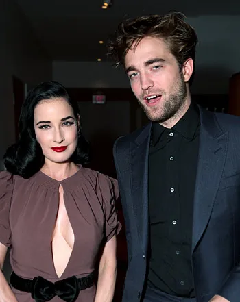 1348514419_dita von teese robert pattinson 441