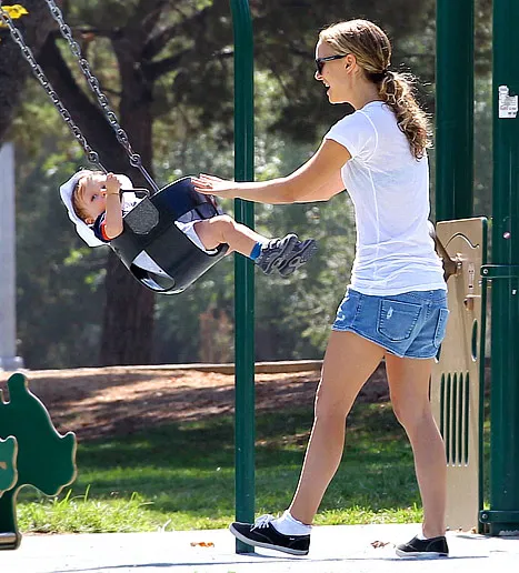 1348668326_natalie aleph swing 467