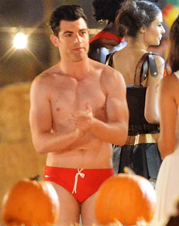 1348790301_max greenfield 1 350