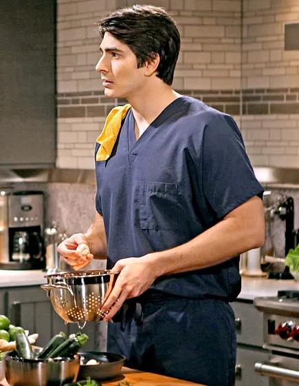 1349191596_brandon routh