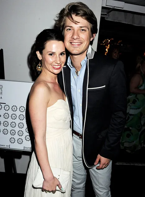 1349294417_natalie hanson taylor hanson lg