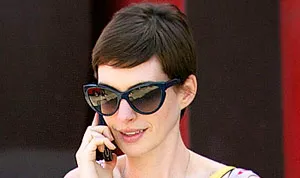 1349354553_anne hathaway 300