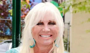 1349469259_linda hogan 178