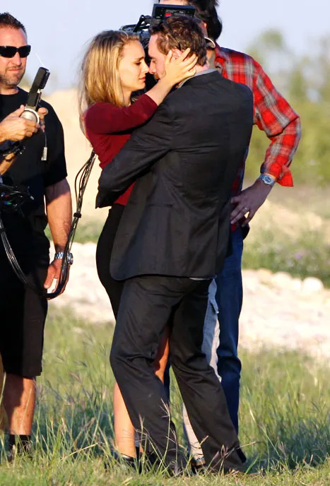 1349987639_natalie portman michael fassbender lg
