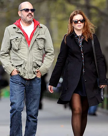 1350068422_david cross amber tamblyn 350