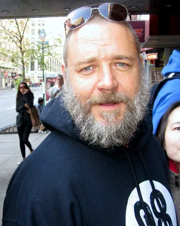 1350312501_russell crowe 441