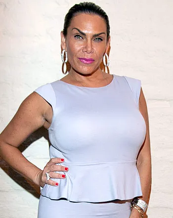 1350650052_renee graziano 350
