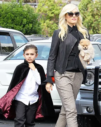 1350953826_gwen stefani kingston rossdale 350