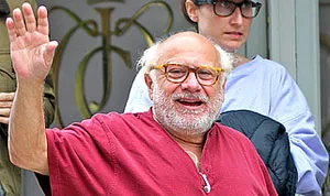 1350999741_danny devito 300