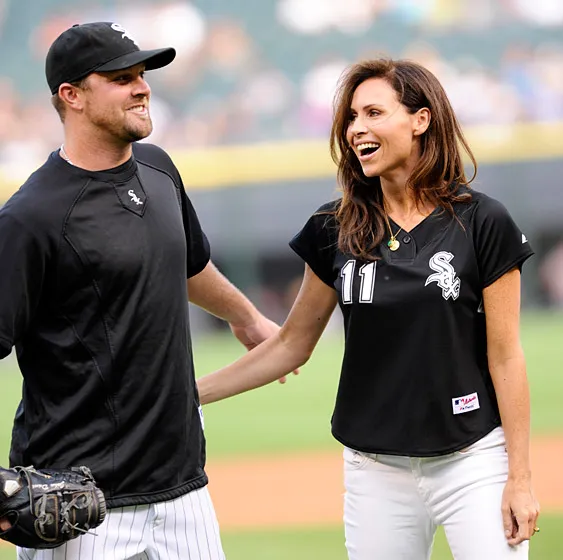 1351041447_13 minnie driver 560