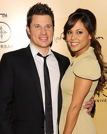 1351436642_nick lachey vanessa minnillo_2