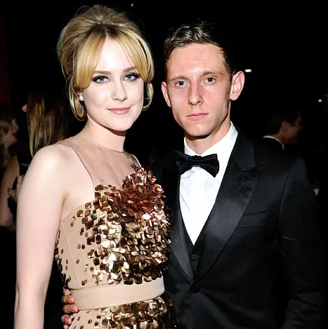 1351545826_evan rachel wood jamie bell 467