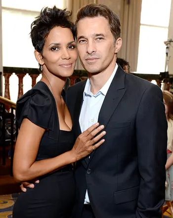 1351694405_halle berry olivier martinez 441