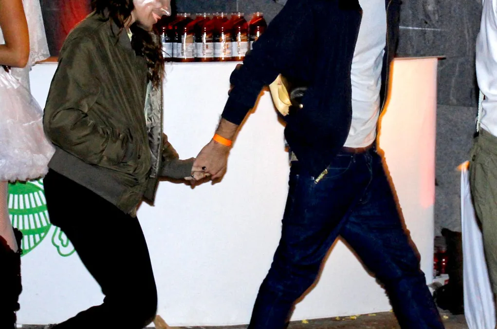 1351774671_kristen stewart robert pattinson zoom