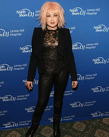 1352402687_cyndi lauper 441