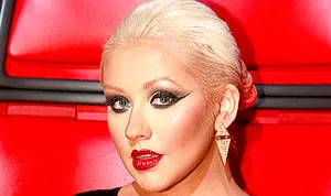 1352486853_christina aguilera 300