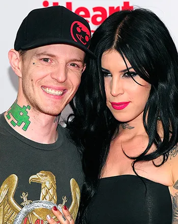 1352569864_deadmau5 kat von d split_2