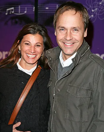 1353459738_chad lowe 350