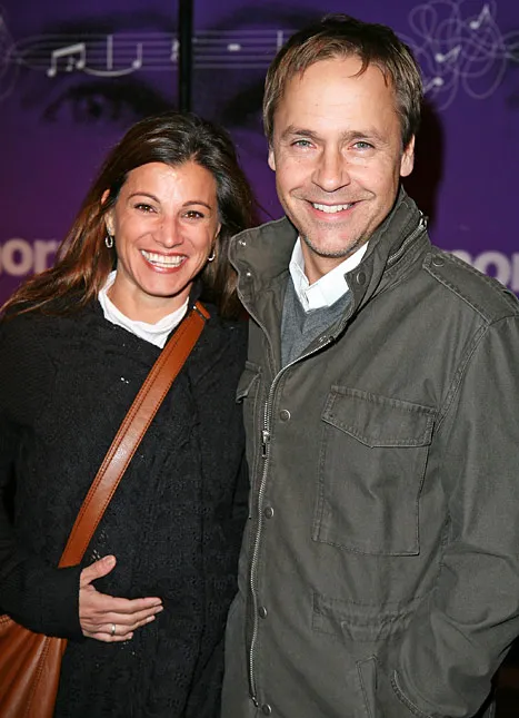 1353459738_chad lowe 467