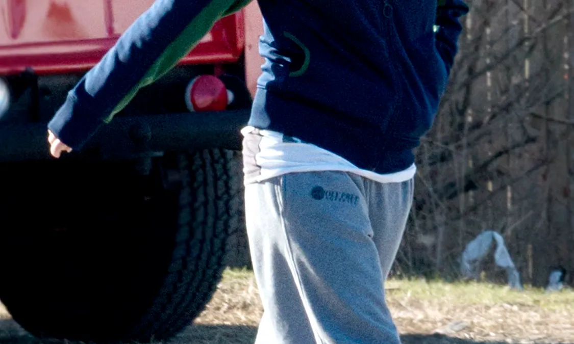 1353940634_stephanie bon jovi zoom