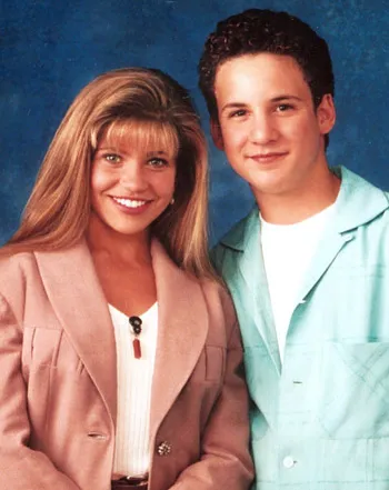 1353985616_ben savage danielle fishel 350