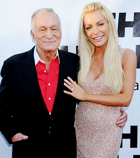 1354663188_hugh hefner crystal harris 467
