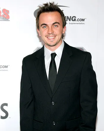 1354725054_frankie muniz 350