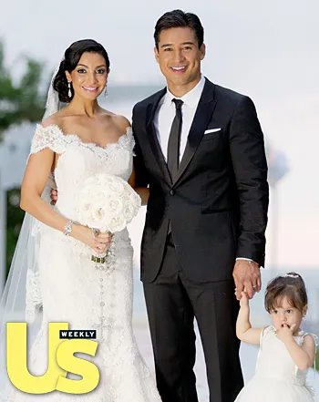 1354827649_courtney mazza mario lopez 350
