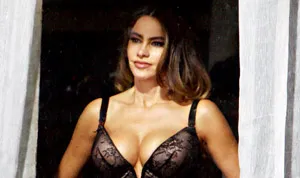 1354910098_sofia vergara 178