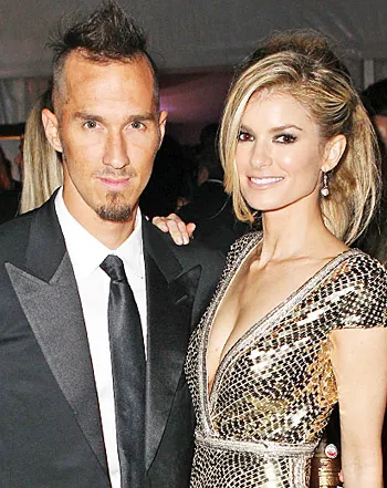 1355523851_marisa miller 350