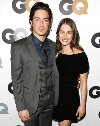 1355693834_ben feldman v