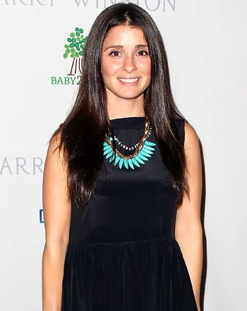 1356023004_shiri appleby pregnant 350