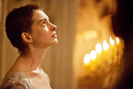 1356728506_anne hathaway lg